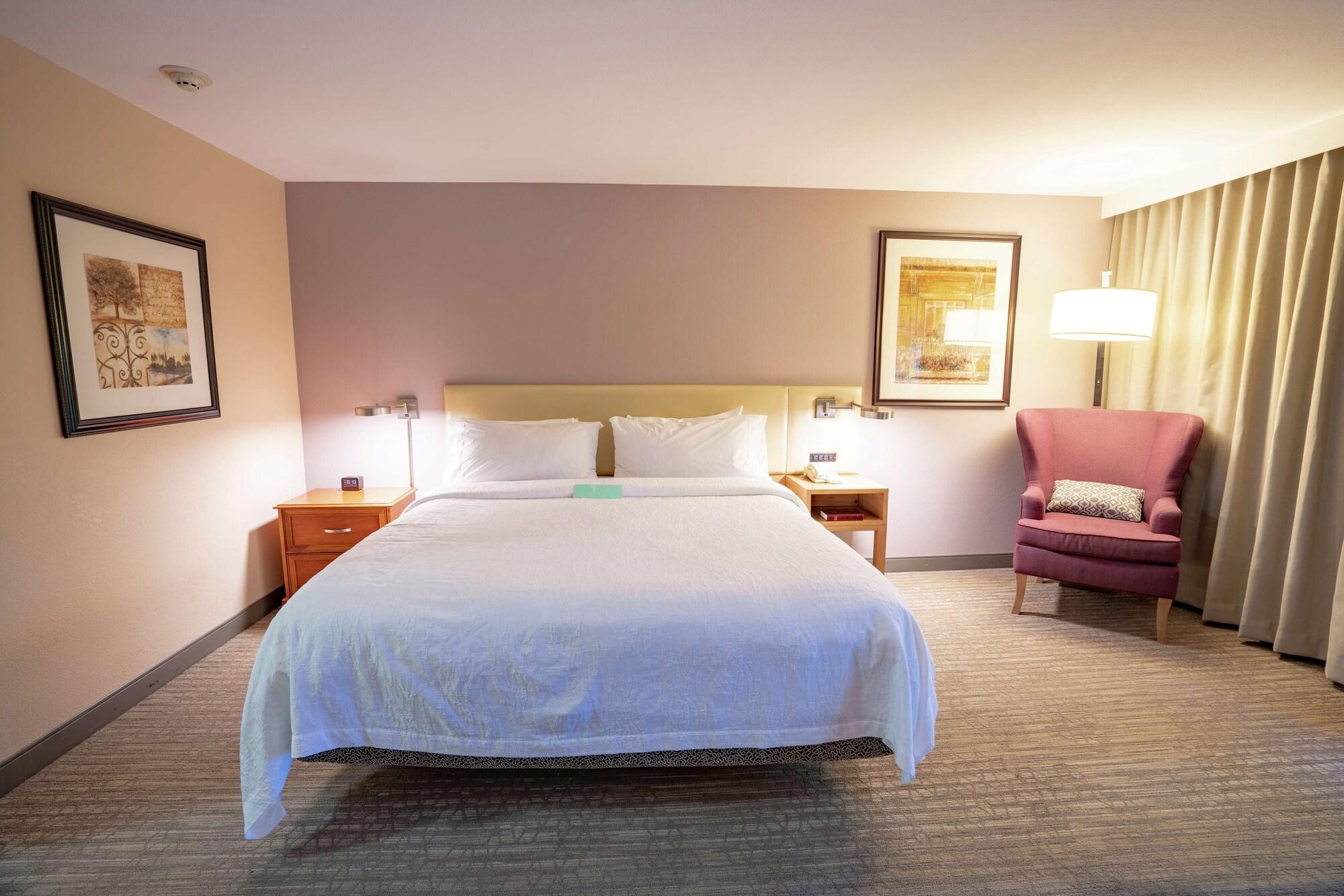 Hilton Garden Inn Seattle/Renton Exterior photo