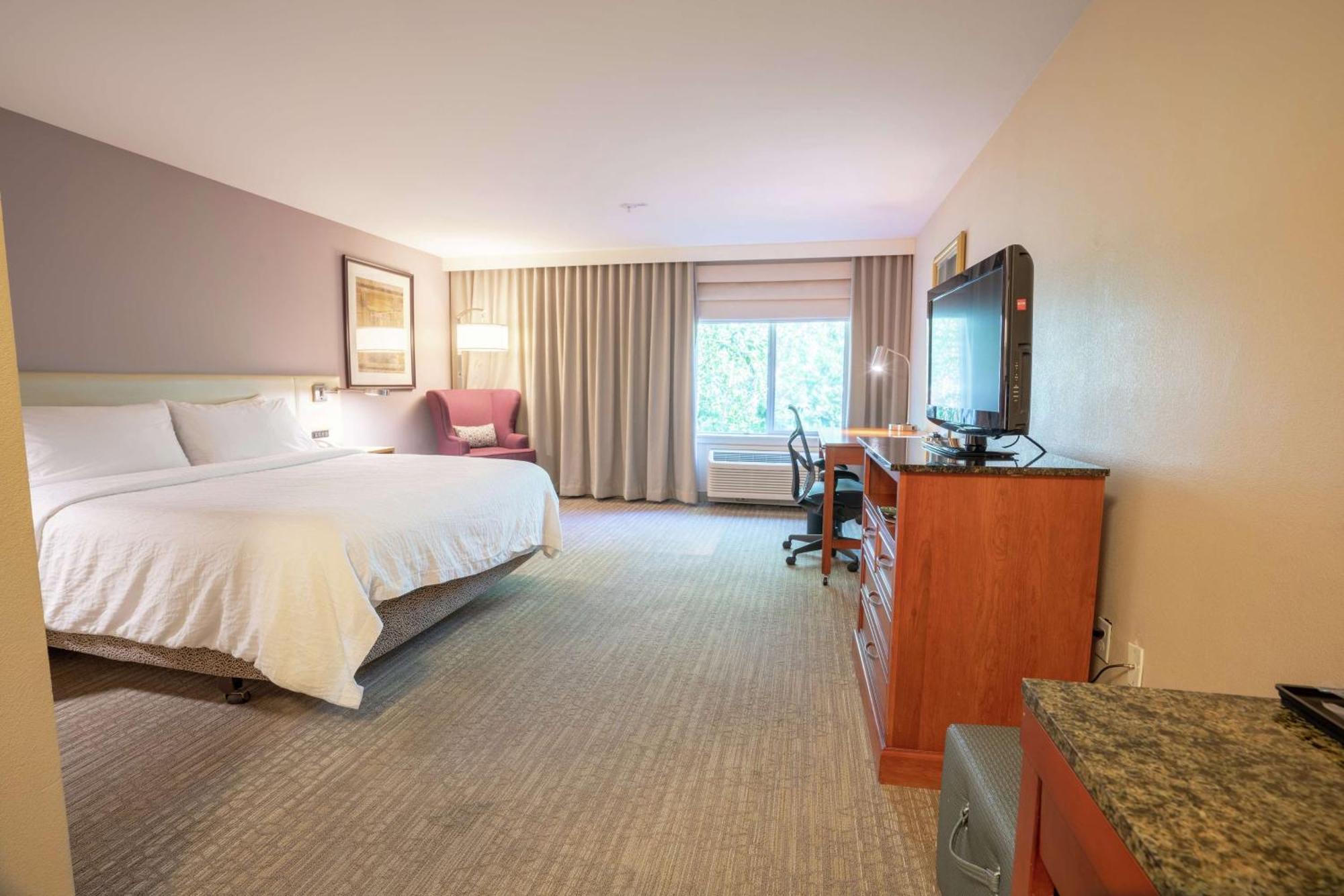 Hilton Garden Inn Seattle/Renton Exterior photo